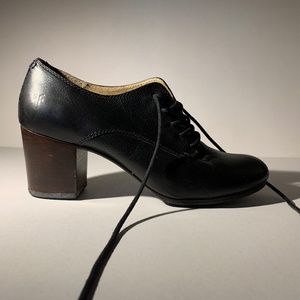 FRYE Italian Leather Stella Oxfords in Black Sz 9M